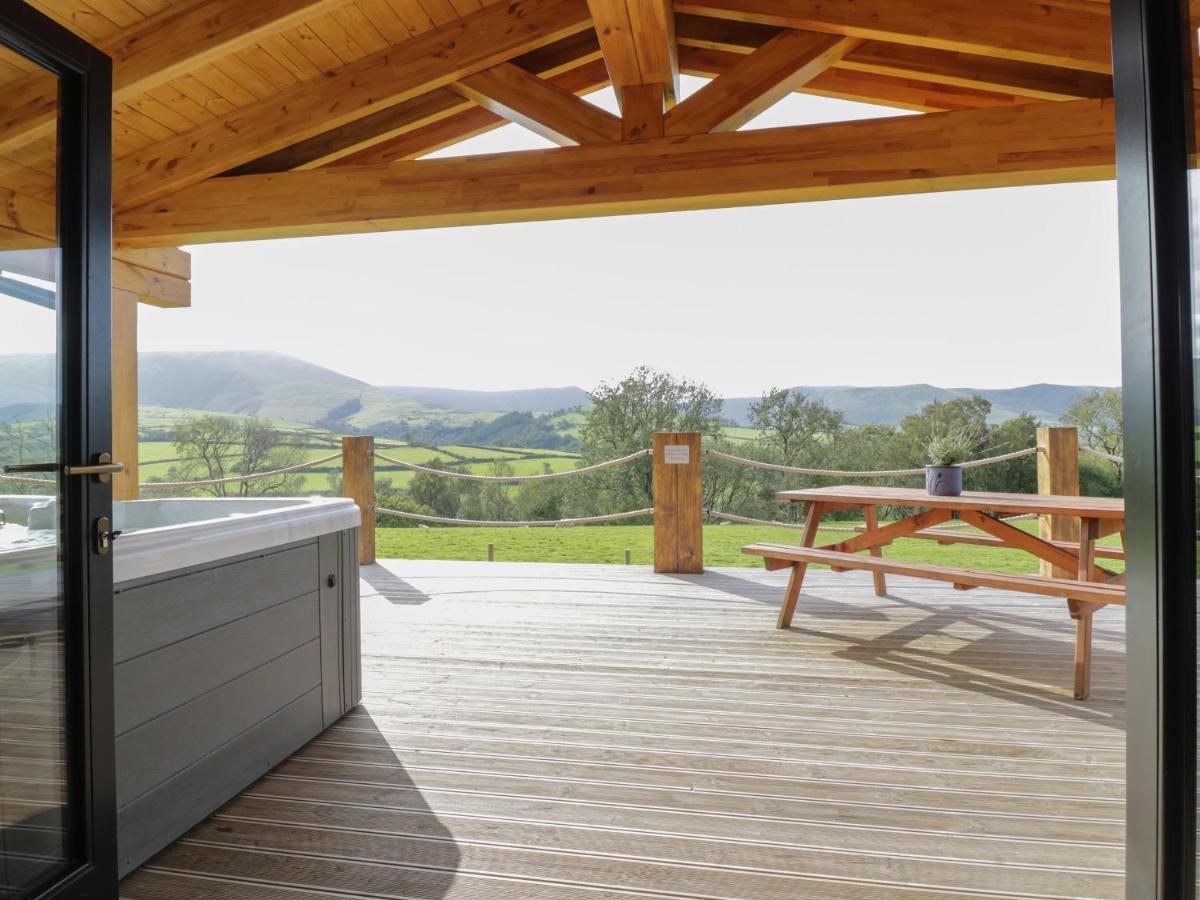 Holiday home Bryn Eiddon Log *